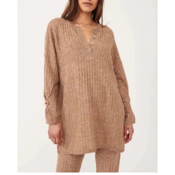 Free people around the clock Cozy Brown Ribbed Sweater with Button Detai… - Picture 1 of 7